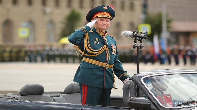 روسيا تعين قائدا جديدا للمنطقة العسكرية المركزية.. وتبادل 202 أسيرا